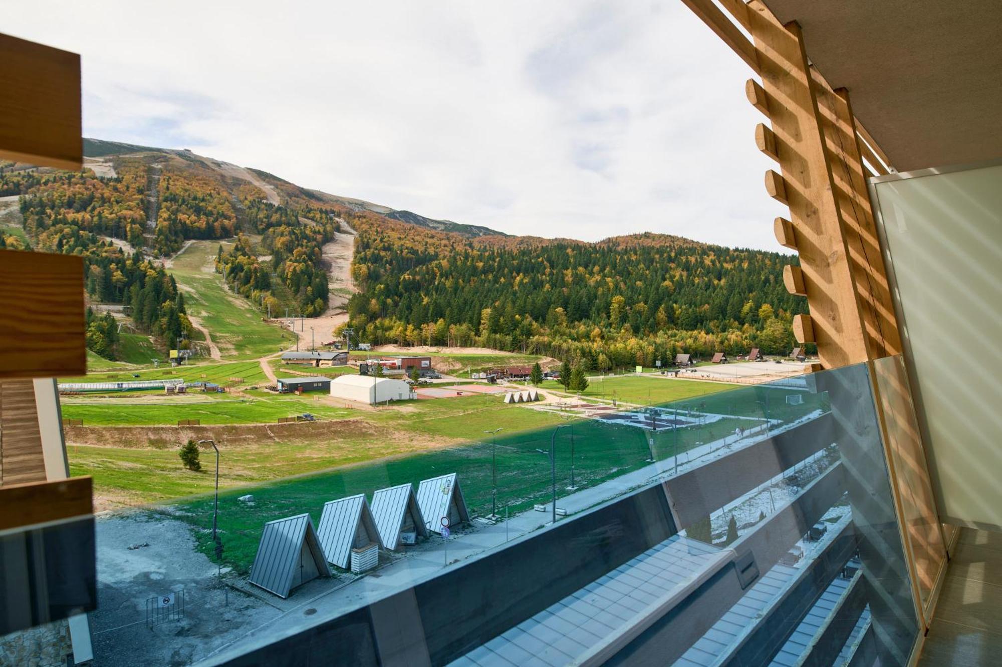 Hotel Han Bjelašnica エクステリア 写真